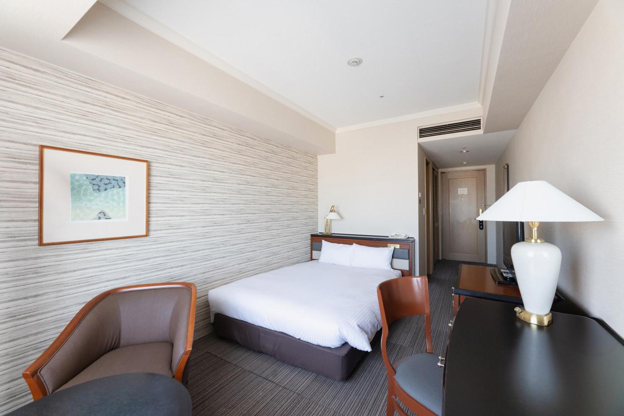The Qube Hotel Chiba Exterior foto